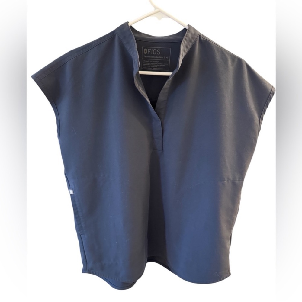 Figs Women's Rafaela Oversized Scrub top